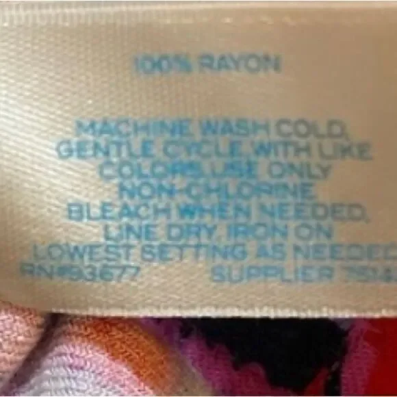 Nanette Lepore Woman's Pink Patterned Soft Casual Fabric Shorts - Picture 5 of 5